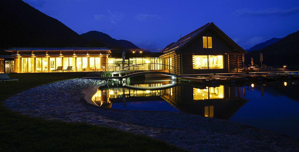 Strandhotel Am Weissensee Εξωτερικό φωτογραφία