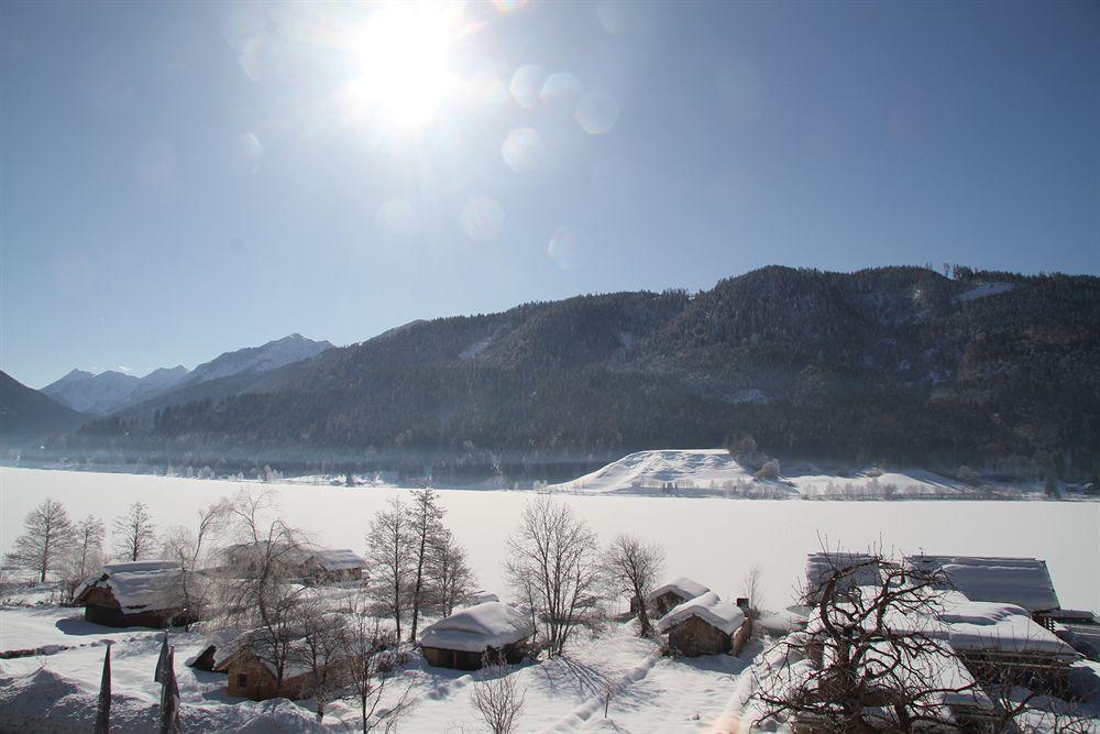Strandhotel Am Weissensee Εξωτερικό φωτογραφία