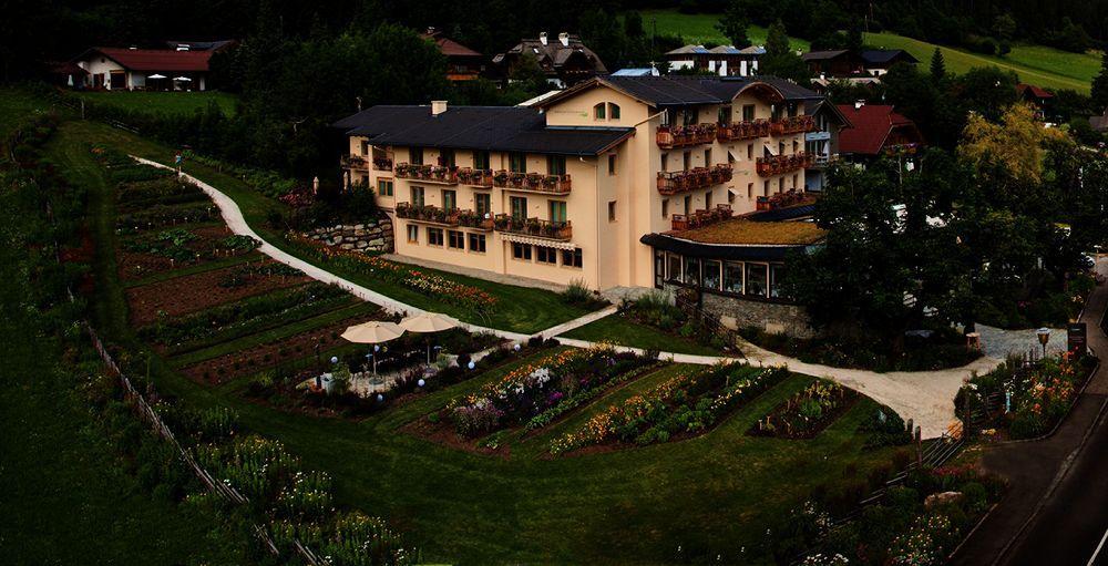 Strandhotel Am Weissensee Εξωτερικό φωτογραφία